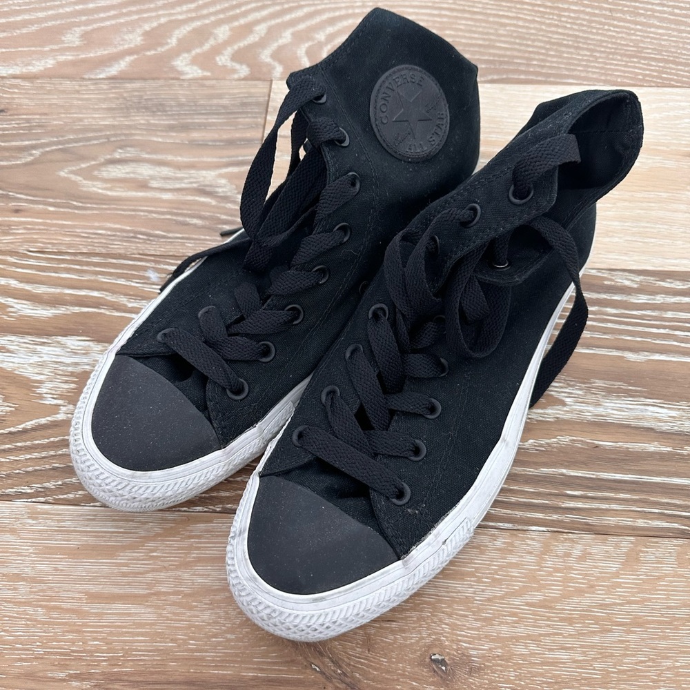 Men’s High Top Converse Size 11 (US 12)